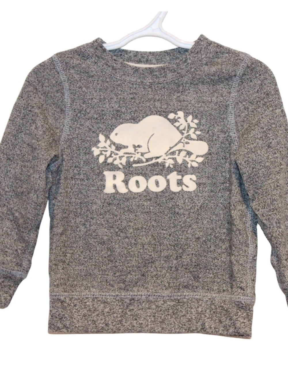 2/$25 🏷 Roots Salt & Pepper Logo Crewneck Sweater Size 3T